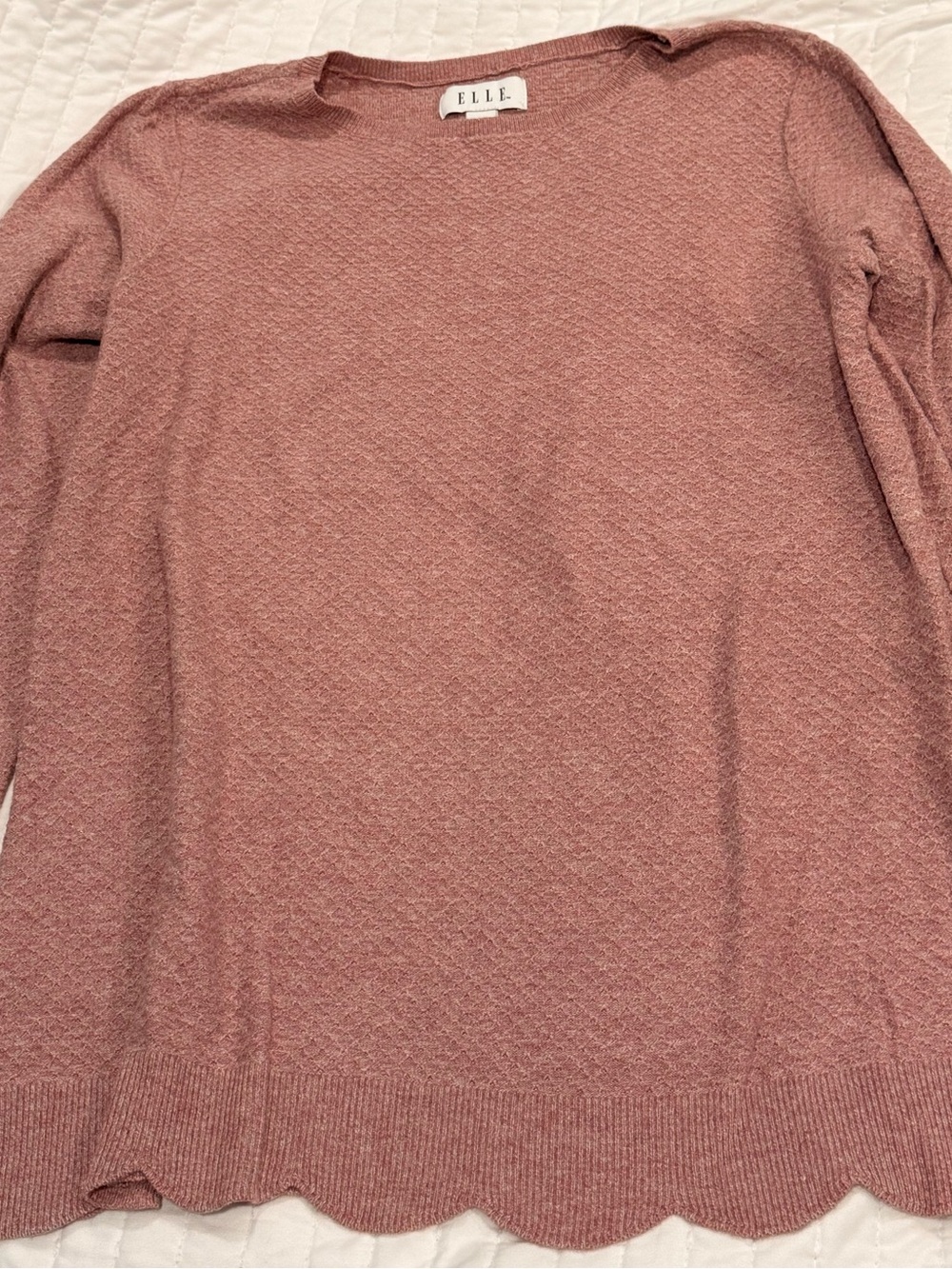 ELLE Dusty Rose Scallop-Hem Lightweight Knit Pullover